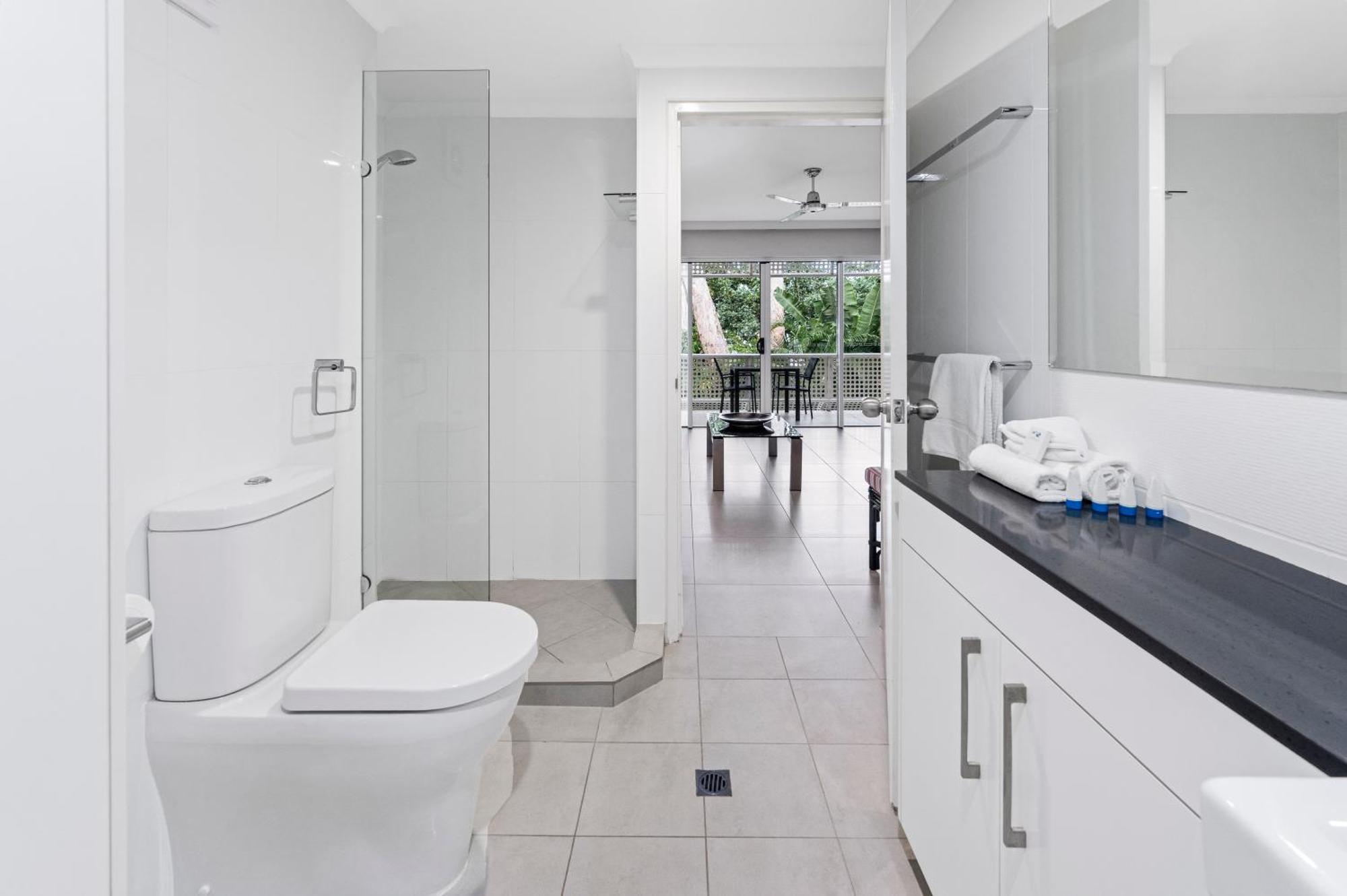 פאלם קוב Marlin Waters Beachfront Apartments מראה חיצוני תמונה